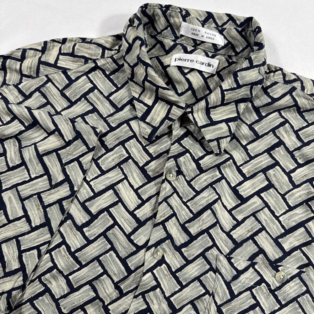 Pierre Cardin Geometric Button Up Shirt 100% Rayon Green Mens Large Short Sleeve